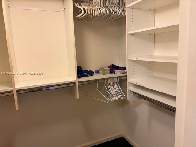 ANCHOR BAY CLUB CONDO - Residential Lease