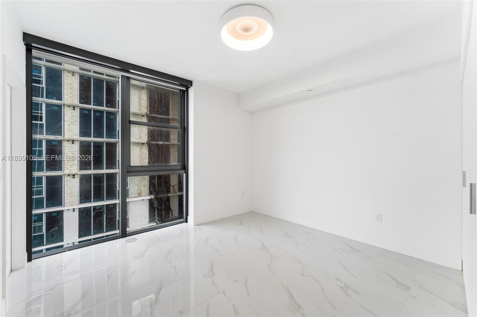 BAY BREEZE - Residential