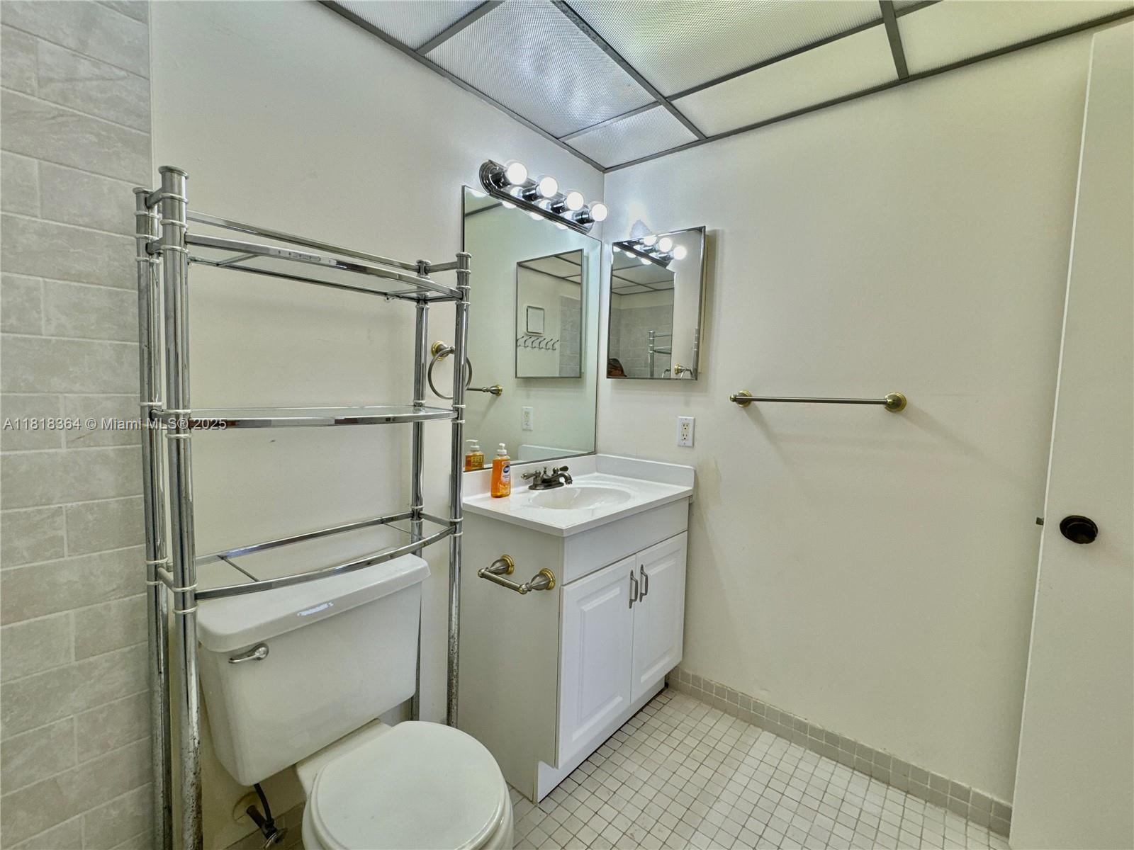 CLAIRMONT CONDOMINIUM J - Residential