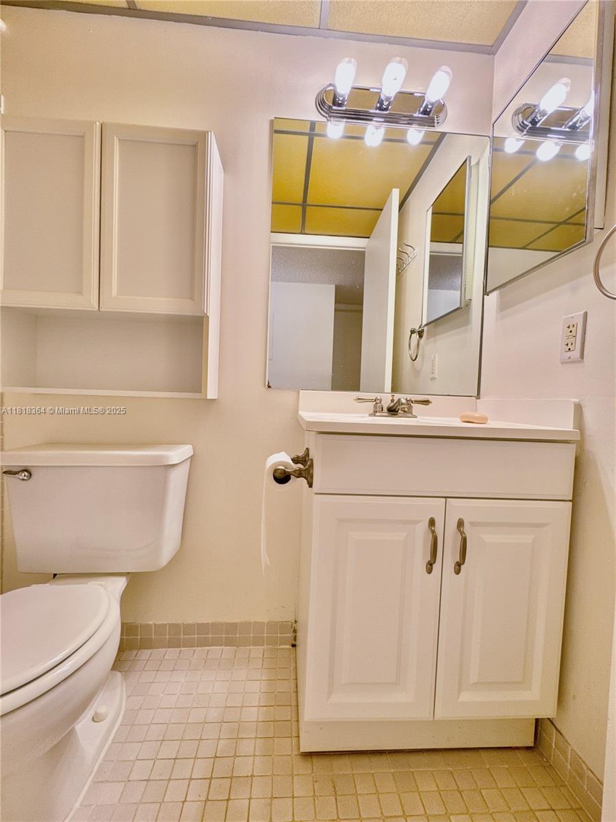 CLAIRMONT CONDOMINIUM J - Residential