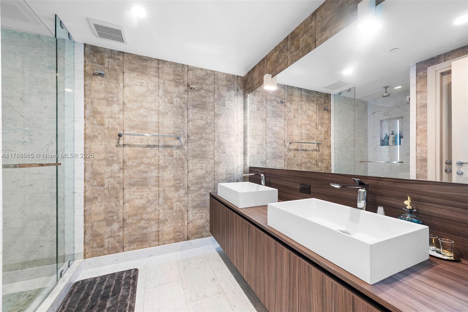 BRICKELL FLATIRON CONDO - Residential