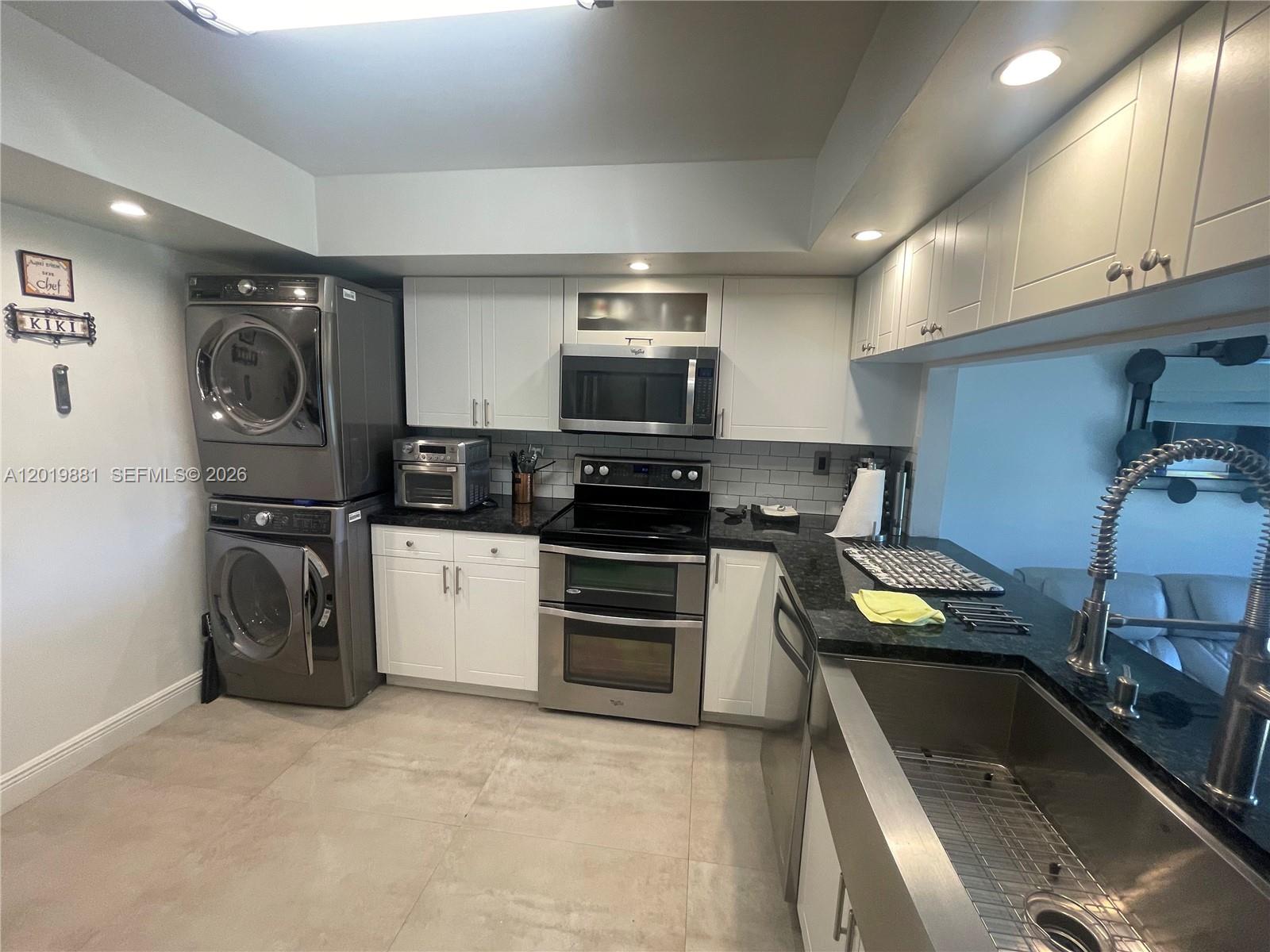 MEADOW BROOK SEC 1 - Residential