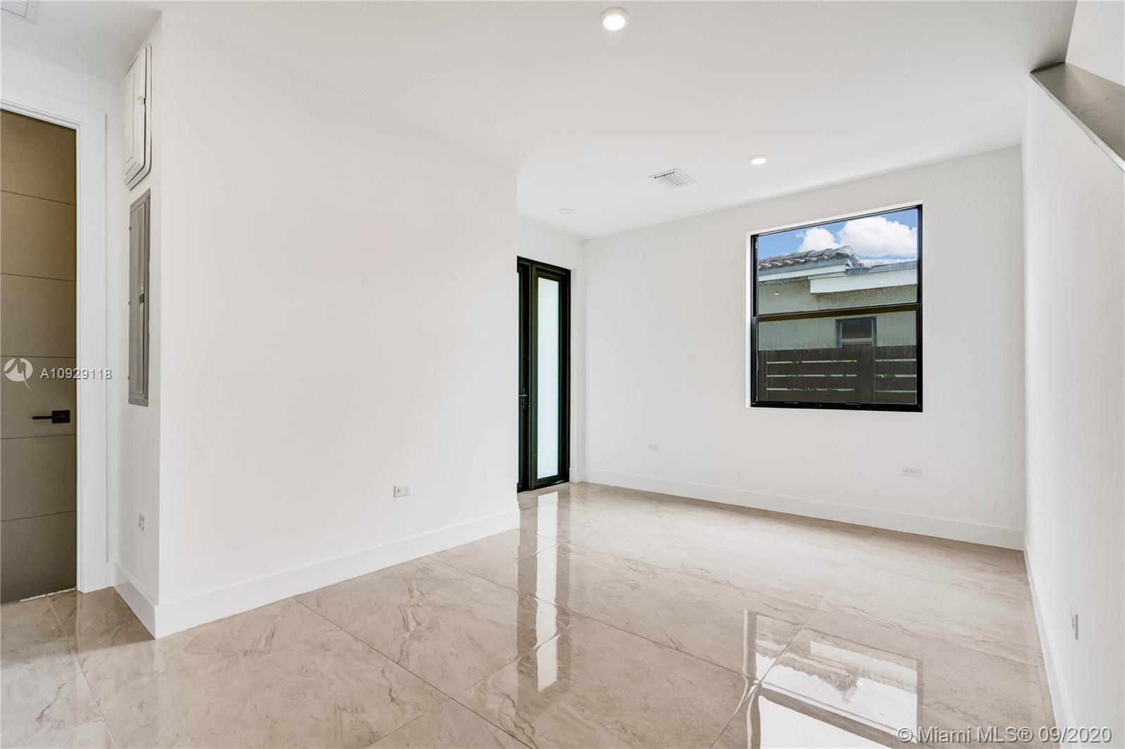 AVALON SUB - Residential Lease