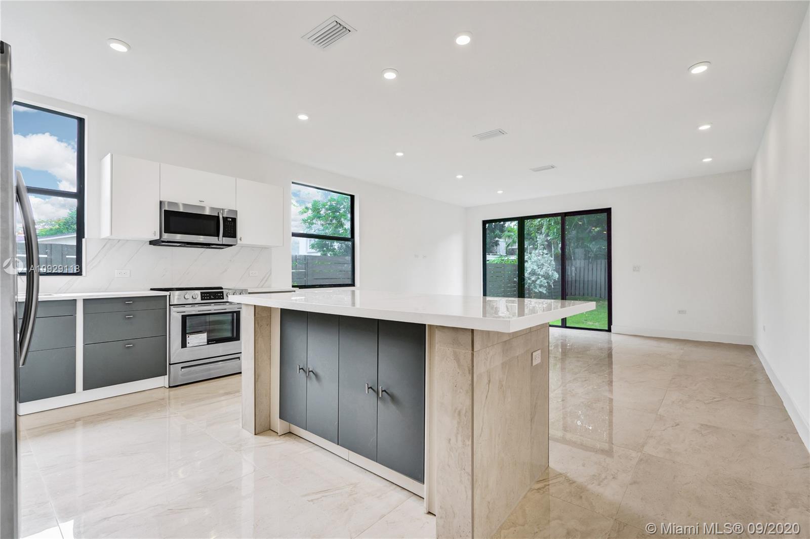 AVALON SUB - Residential Lease