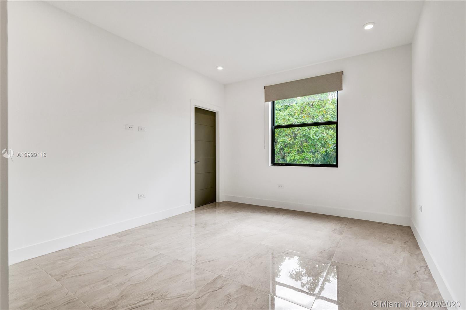AVALON SUB - Residential Lease