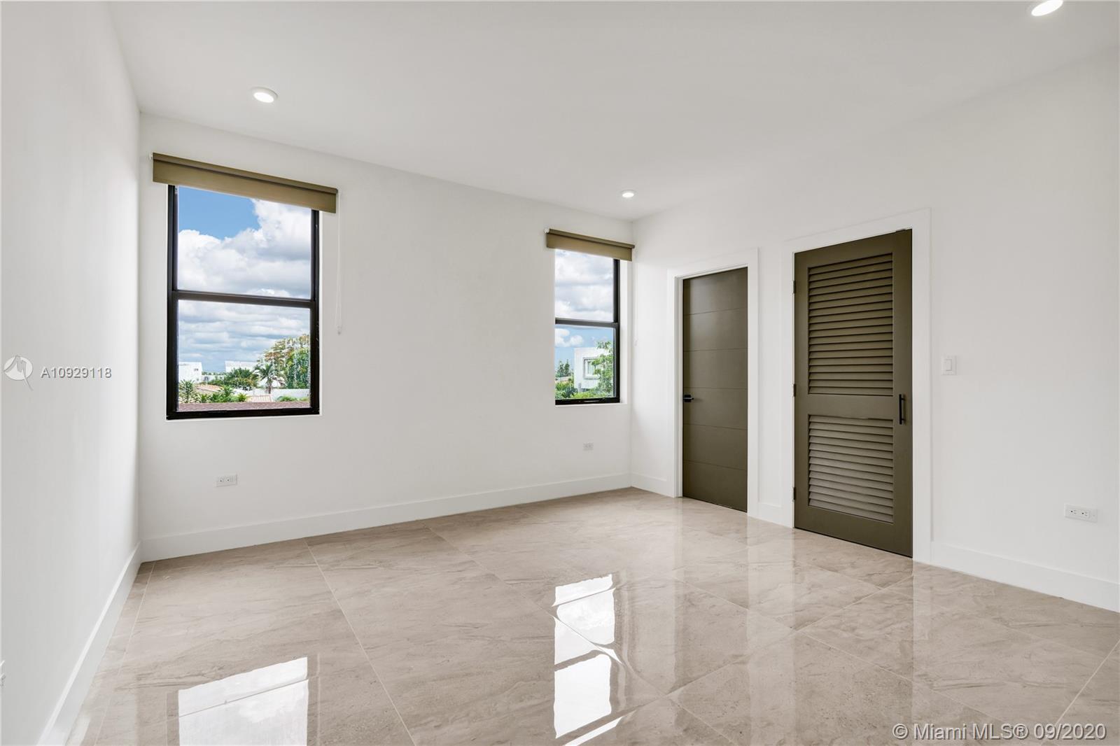 AVALON SUB - Residential Lease