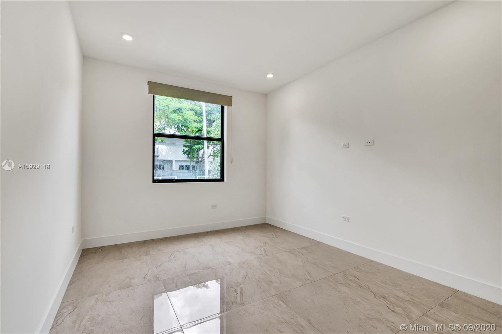 AVALON SUB - Residential Lease