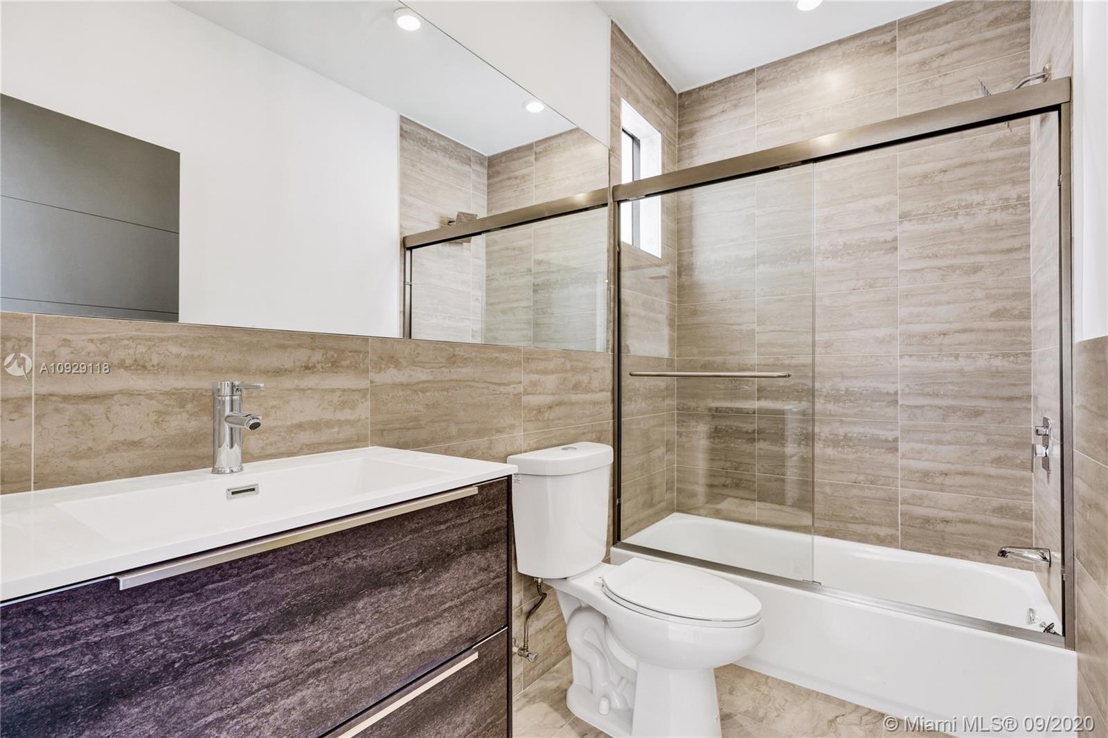 AVALON SUB - Residential Lease