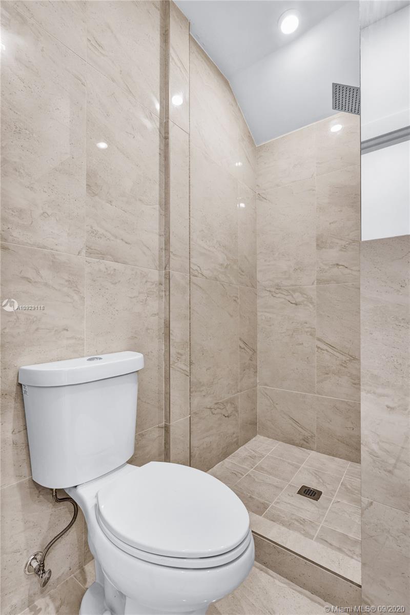 AVALON SUB - Residential Lease