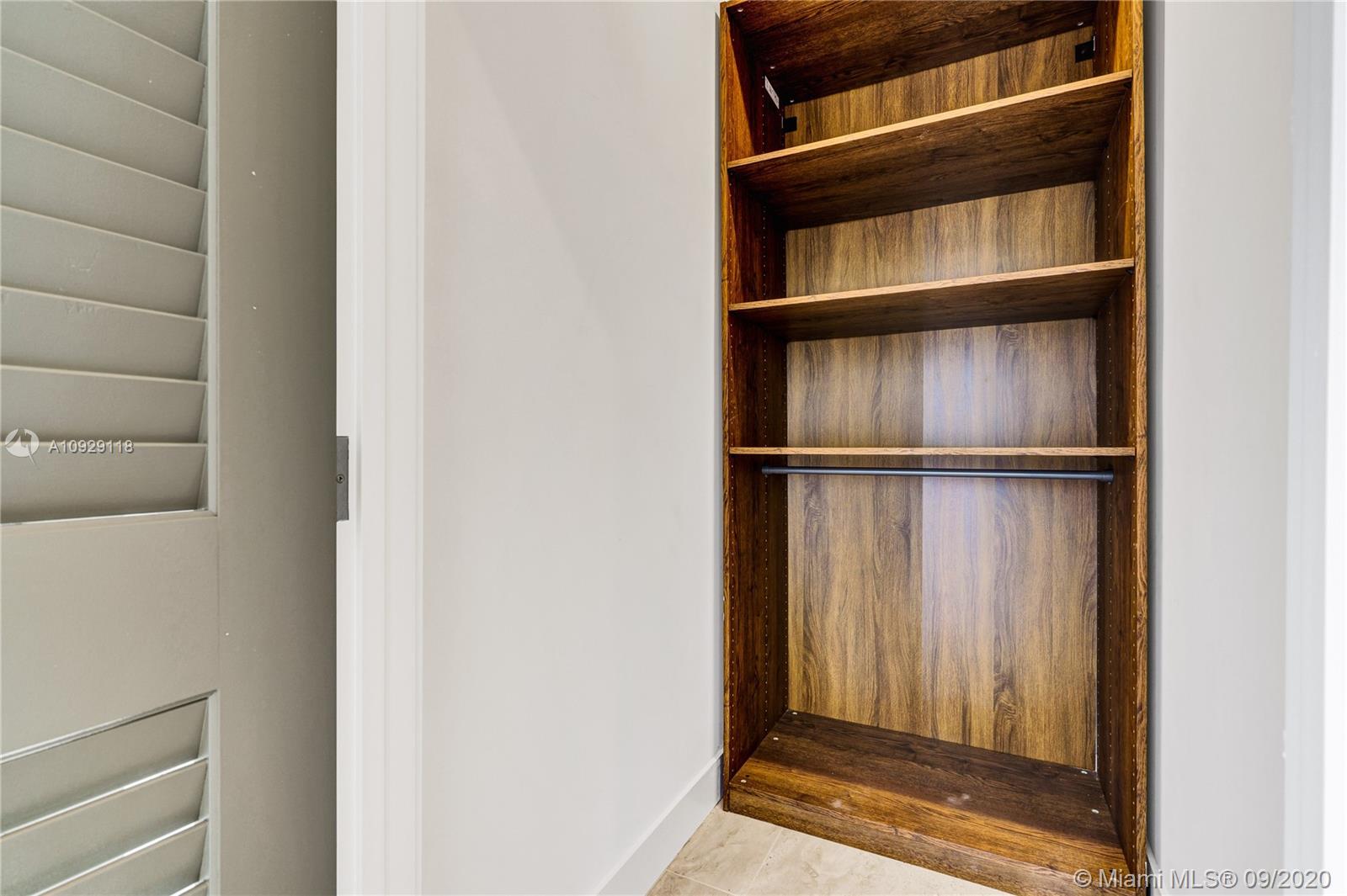AVALON SUB - Residential Lease