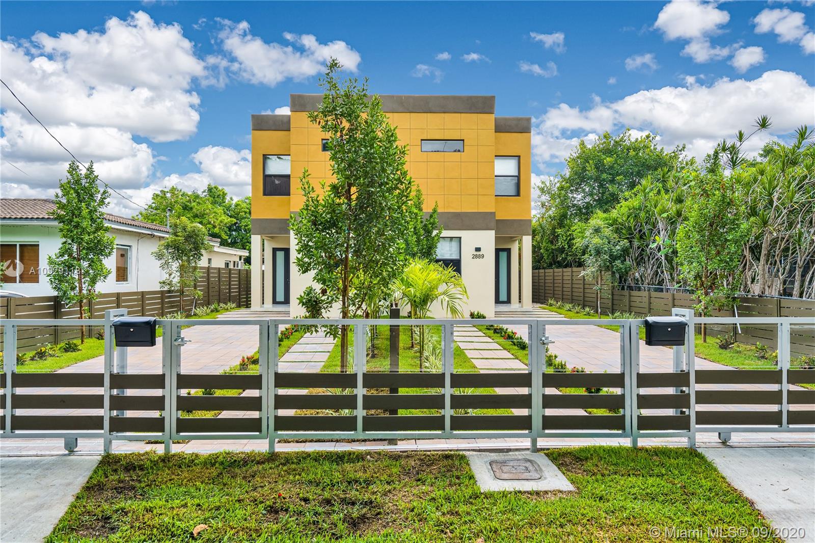 AVALON SUB - Residential Lease