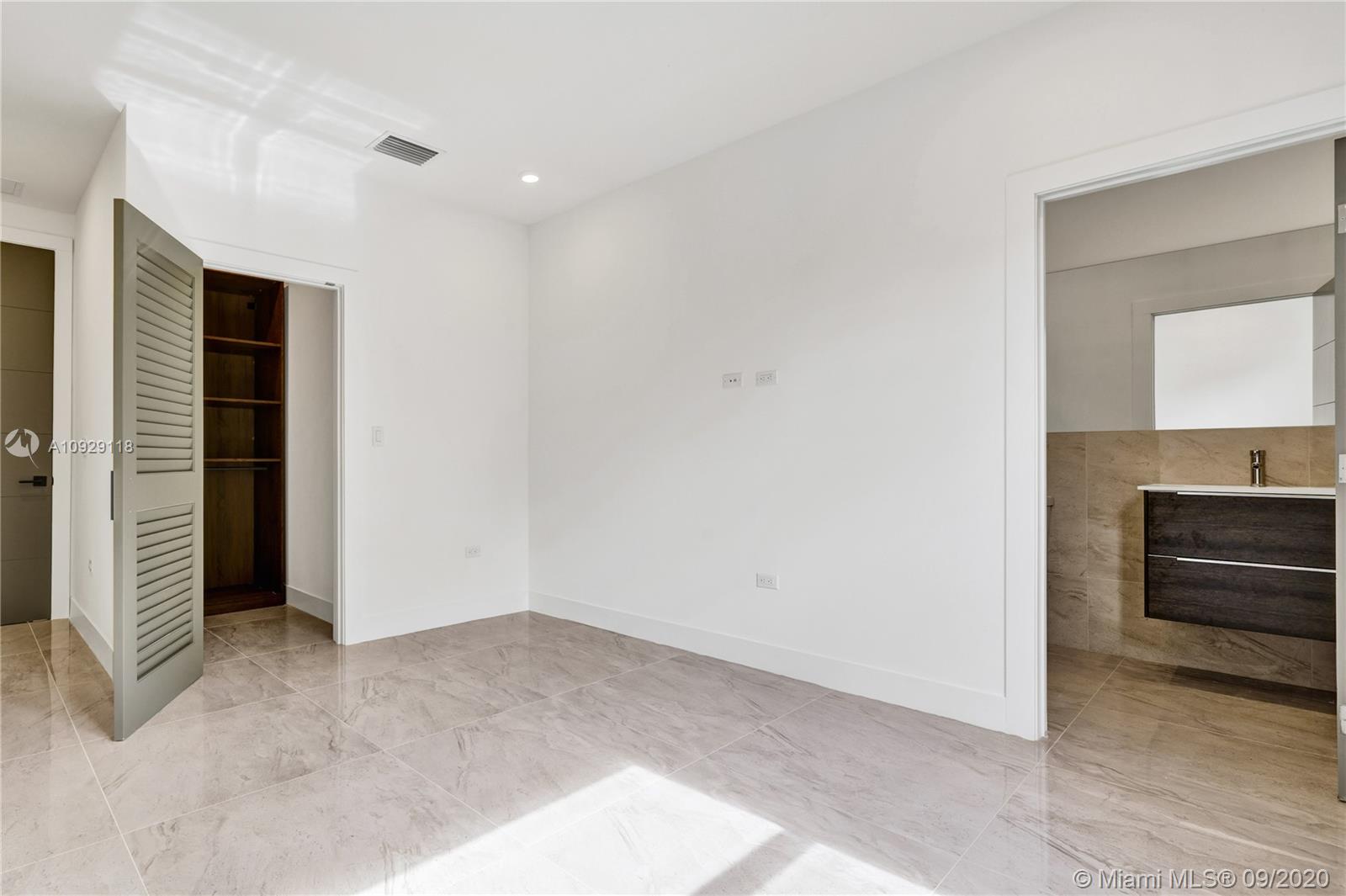 AVALON SUB - Residential Lease