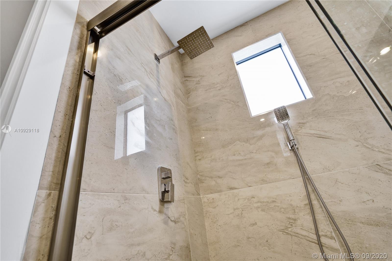 AVALON SUB - Residential Lease