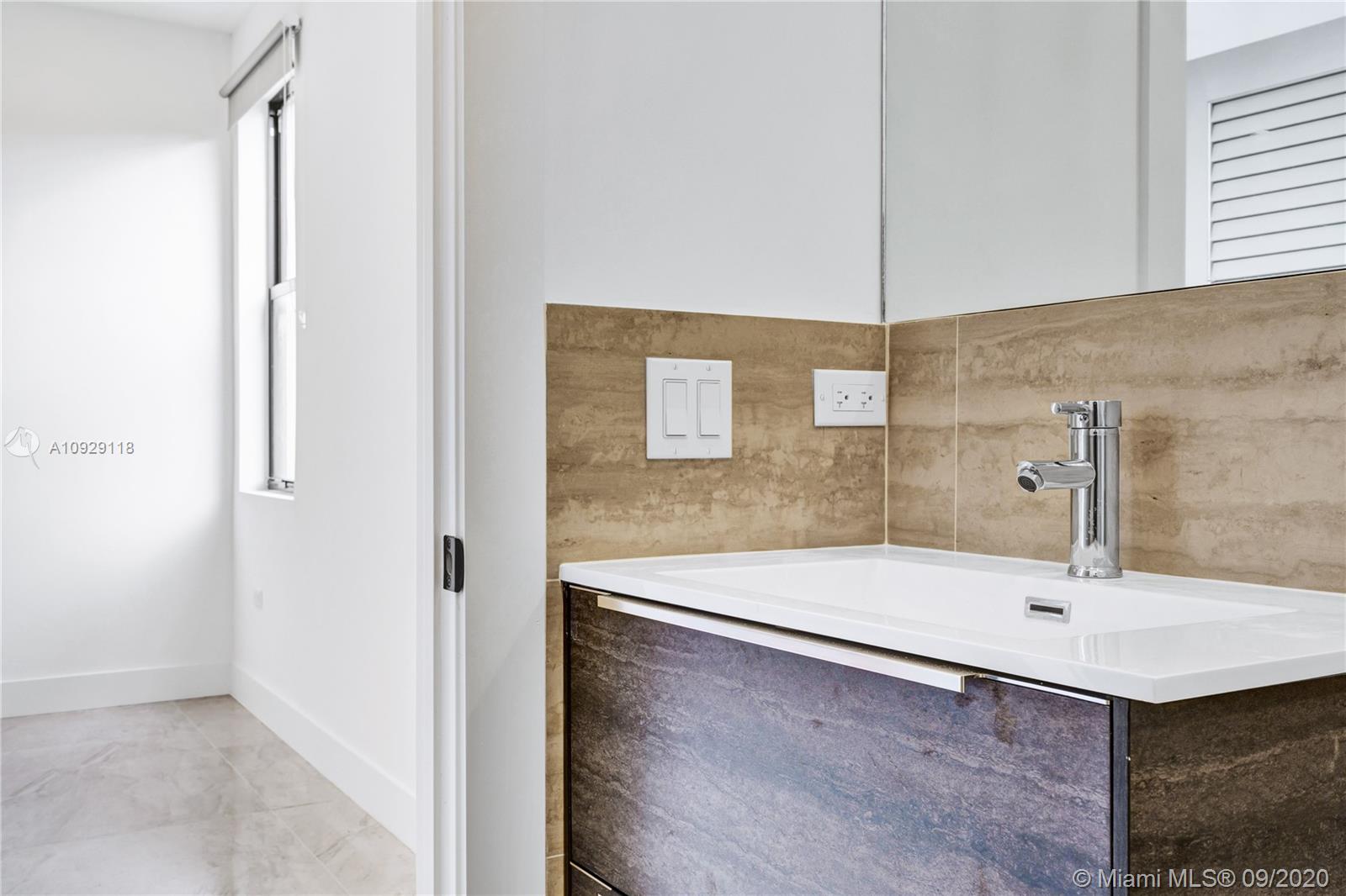 AVALON SUB - Residential Lease