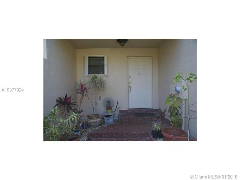 LA MIRAGE OF HARBOR VILG - Residential Lease