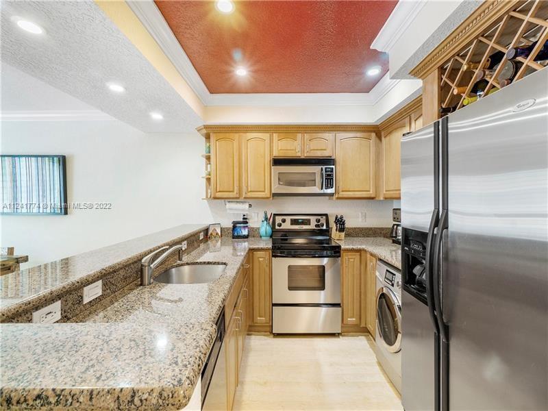 PINE CREST VILLAGE II AT - Residential Lease