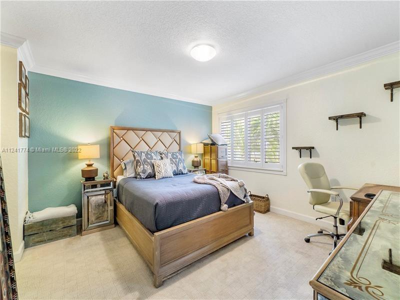 PINE CREST VILLAGE II AT - Residential Lease