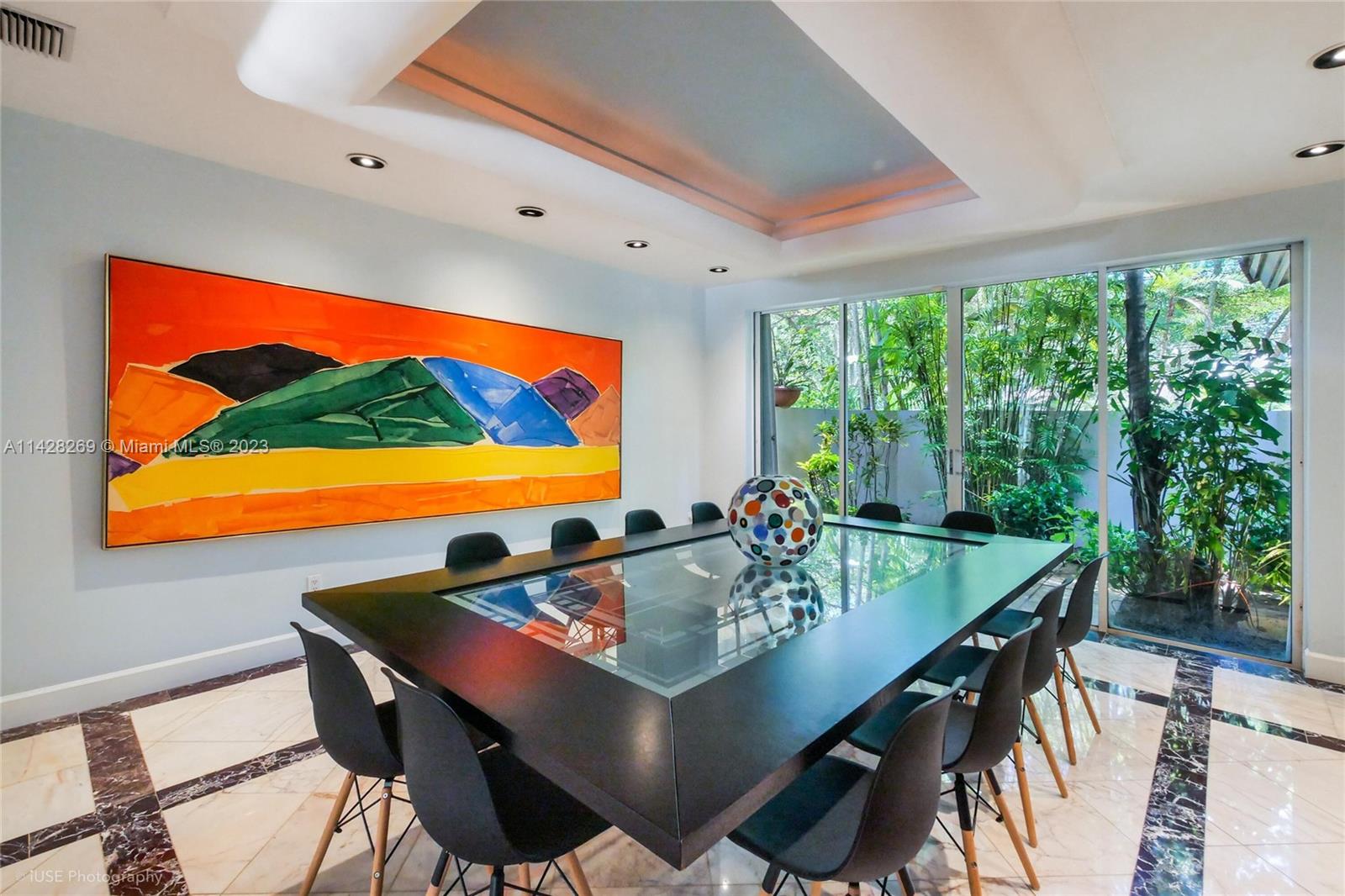 MARTIN SUBURBAN ACRES - Residential