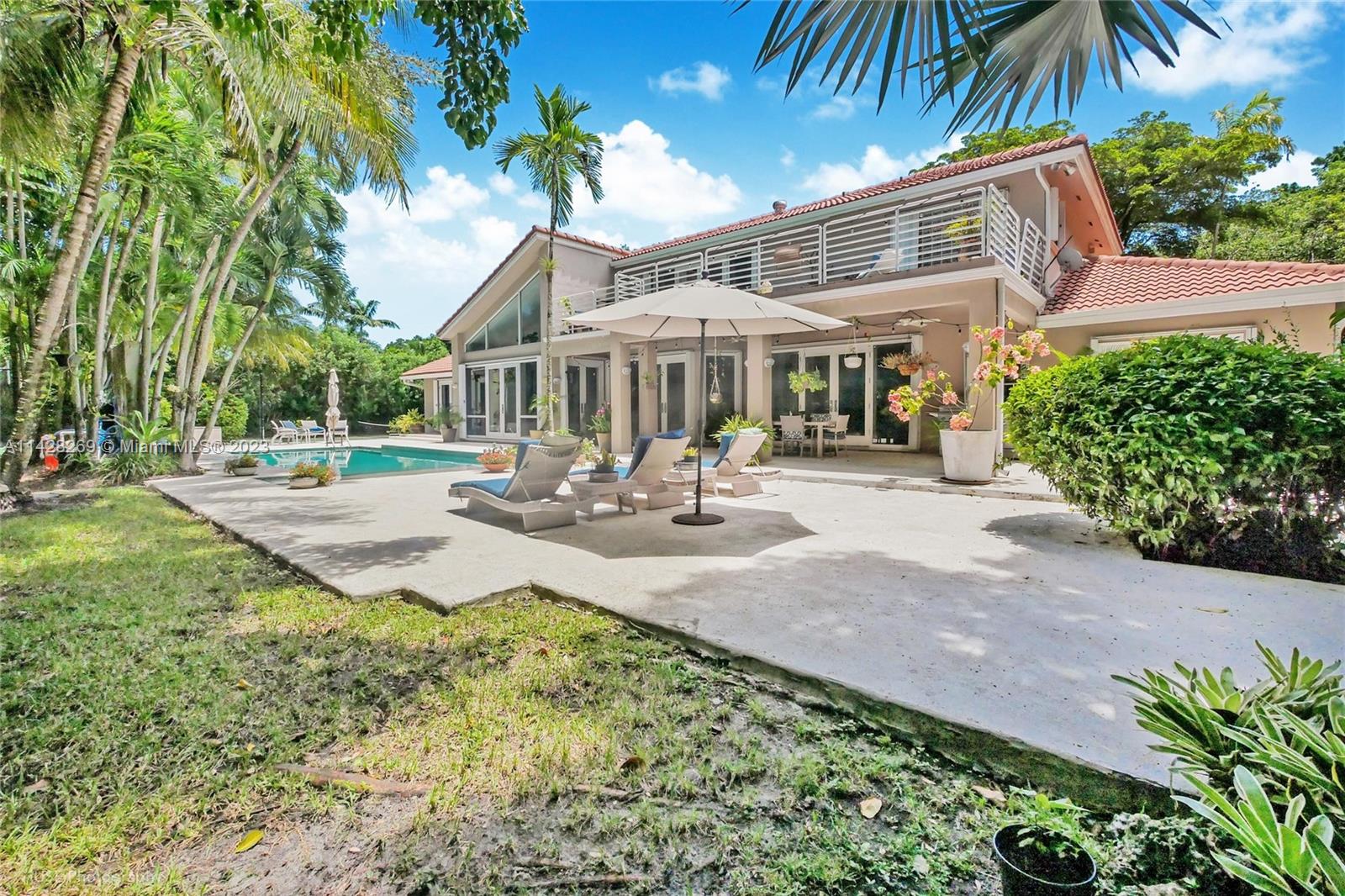 MARTIN SUBURBAN ACRES - Residential