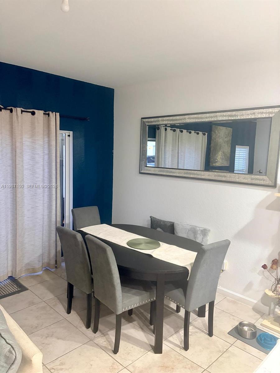 CRICKET CLUB - Residential Lease