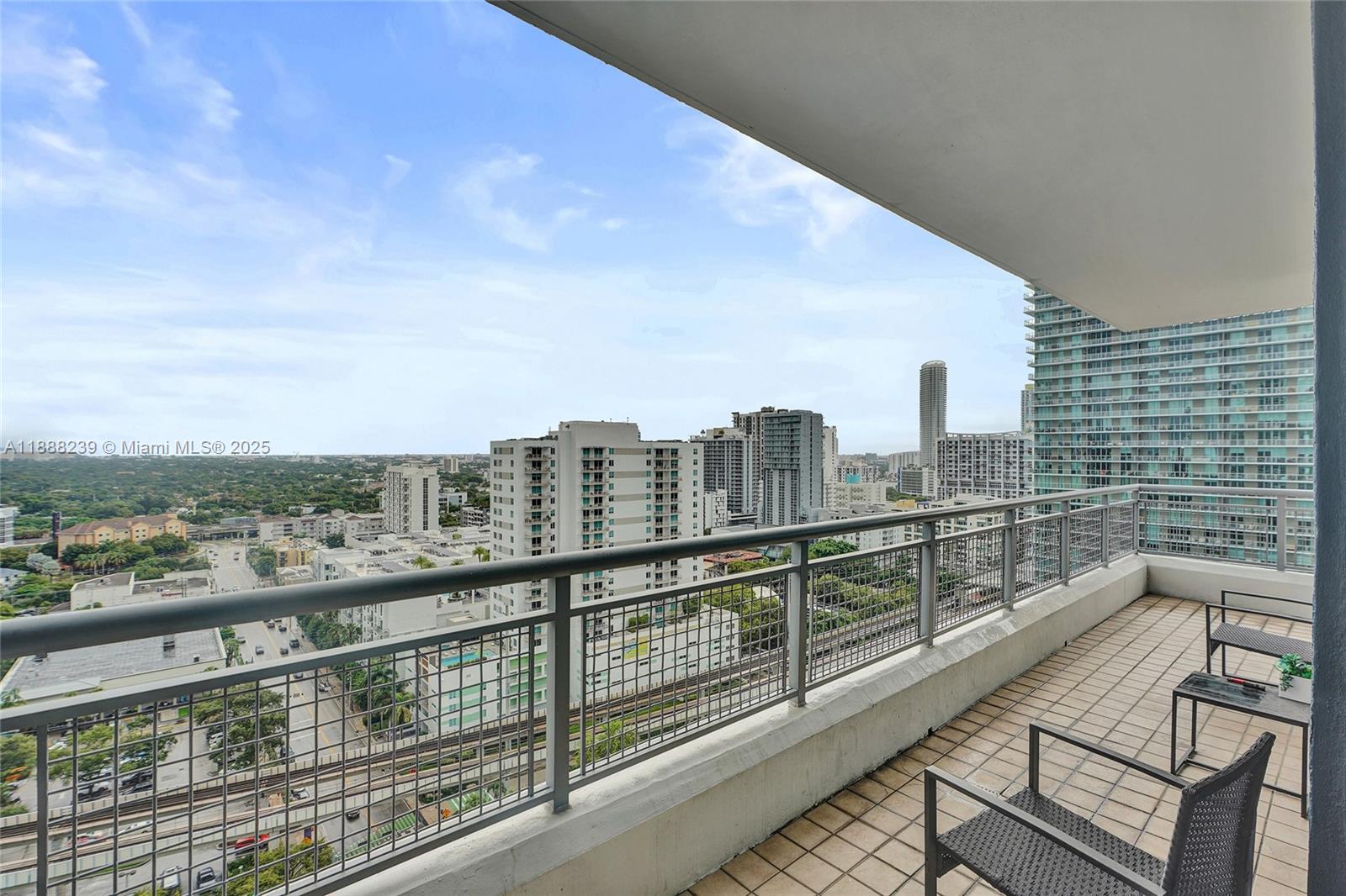 60 SW 13th St 1721