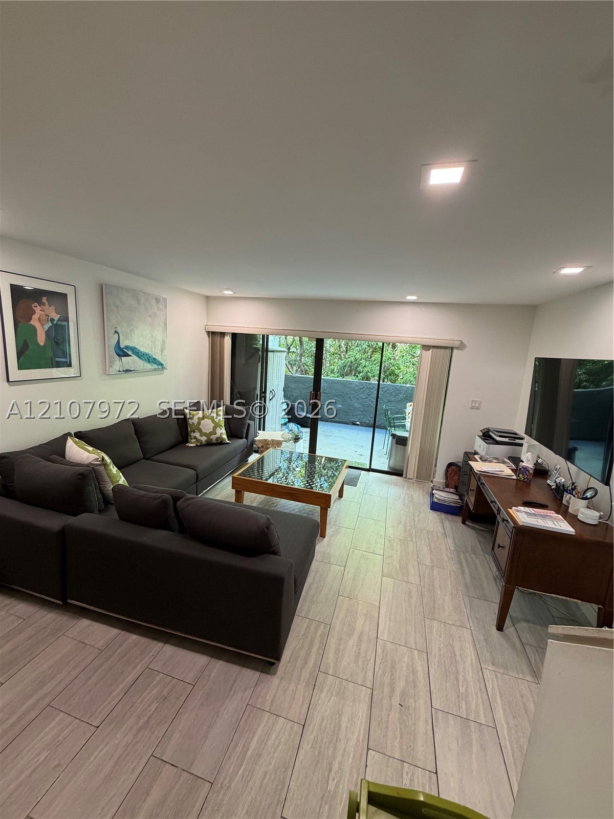 1000 NW N River Dr 20