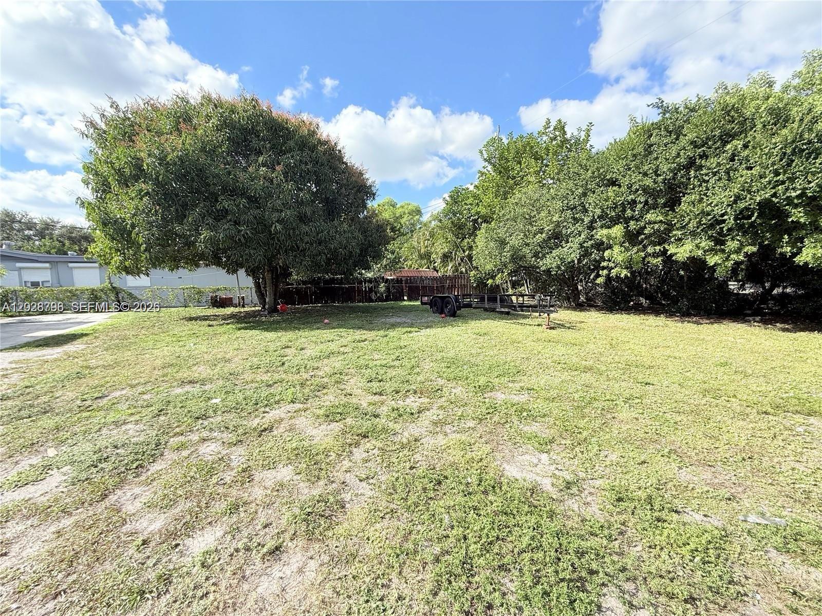 7821 NW 30th St