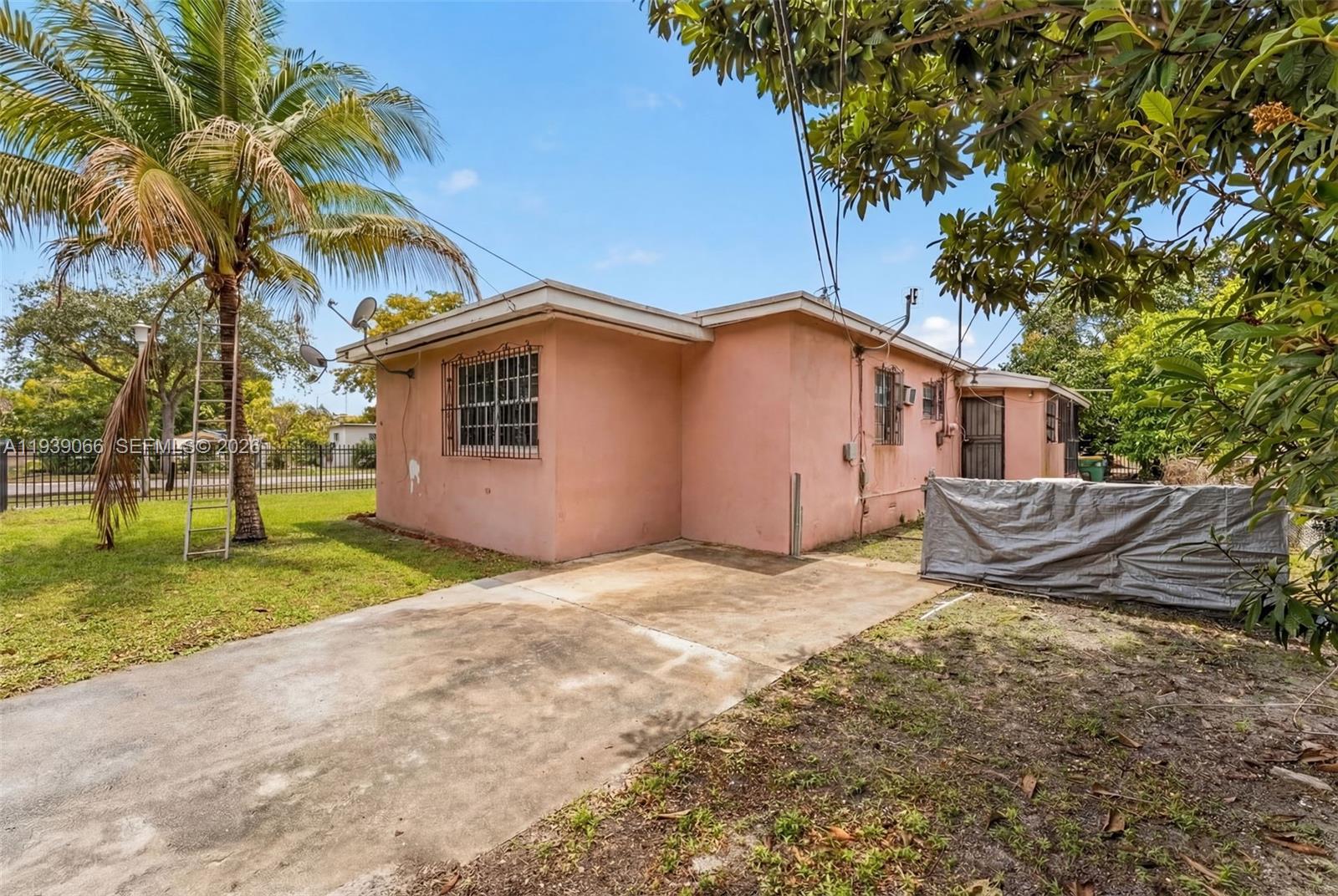 BISCAYNE VILLAGE HEIGHTS - Residential Income