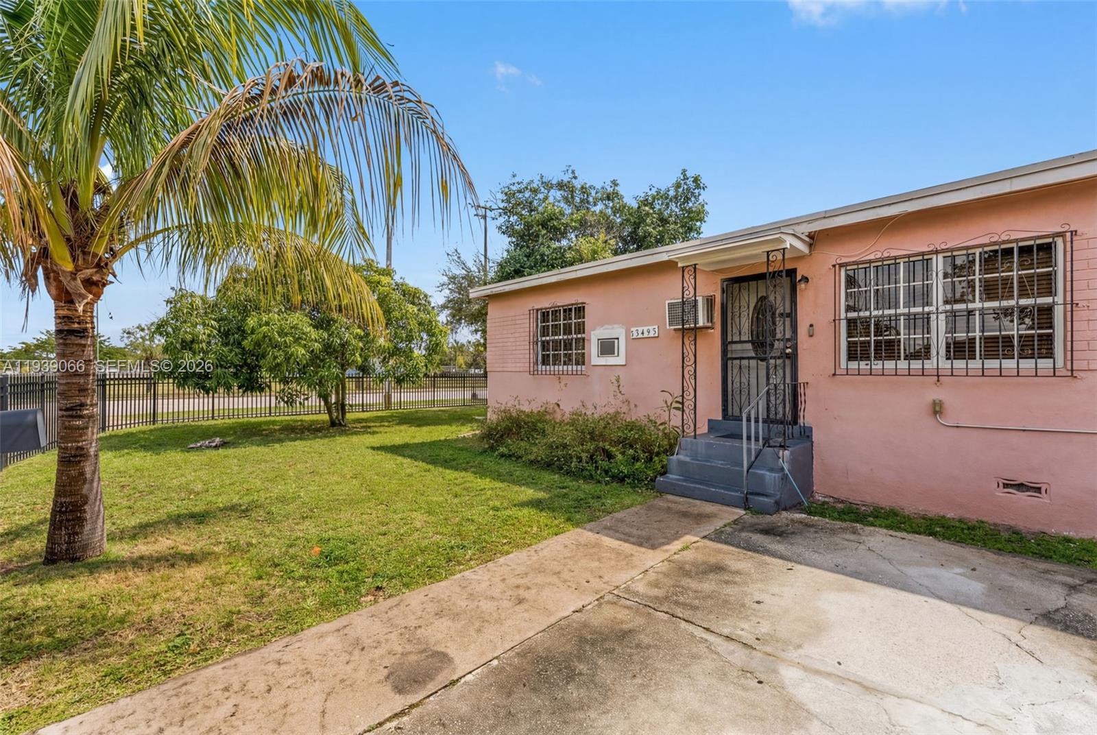 BISCAYNE VILLAGE HEIGHTS - Residential Income