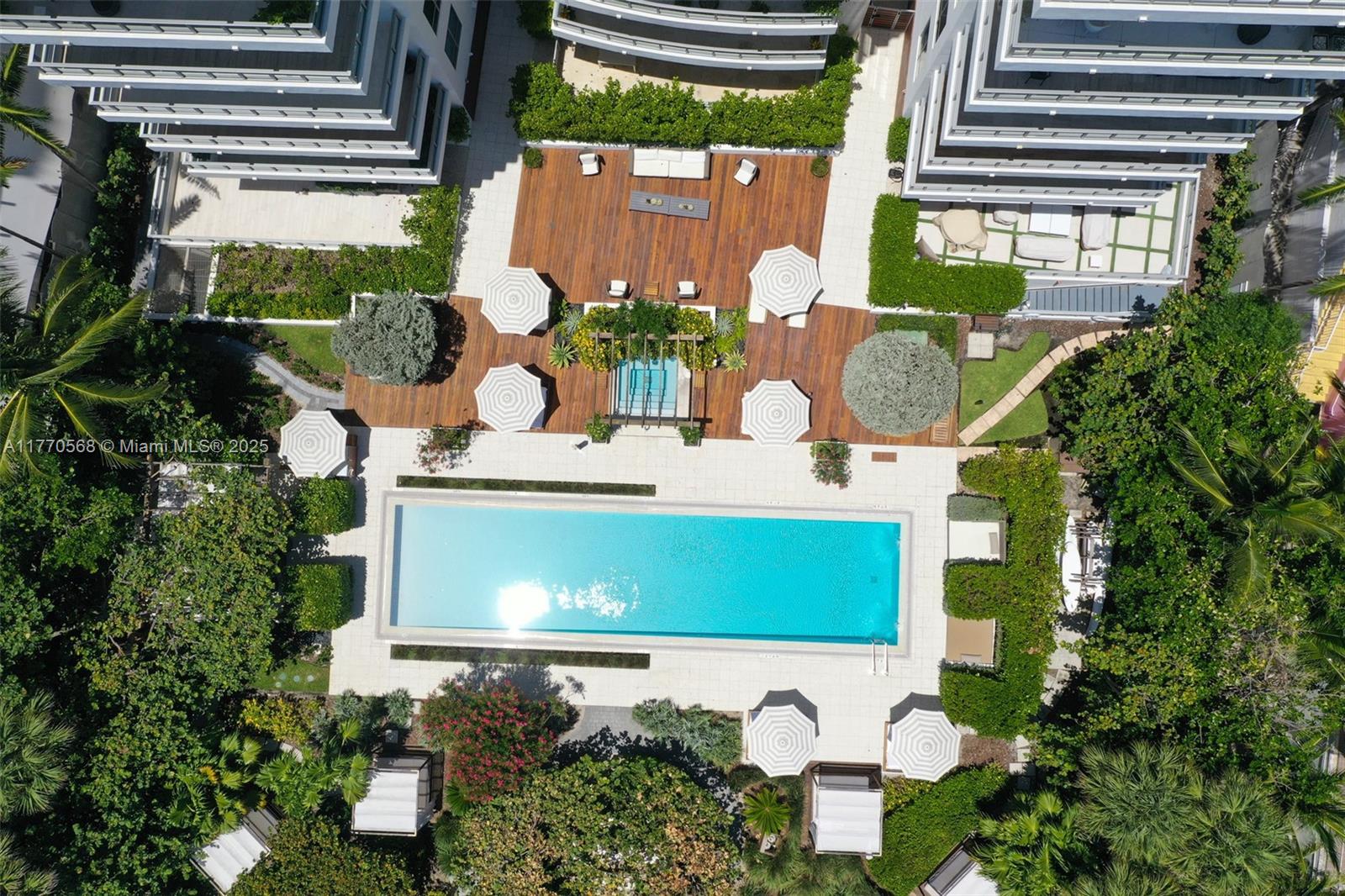 OCEAN HOUSE CONDO - Residential