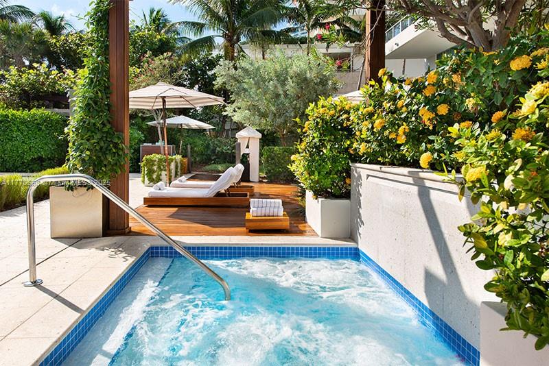 OCEAN HOUSE CONDO - Residential