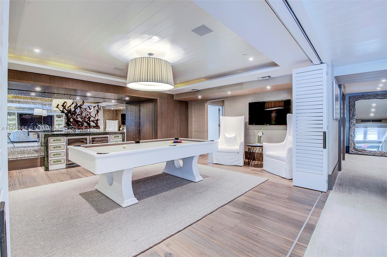 OCEAN HOUSE CONDO - Residential