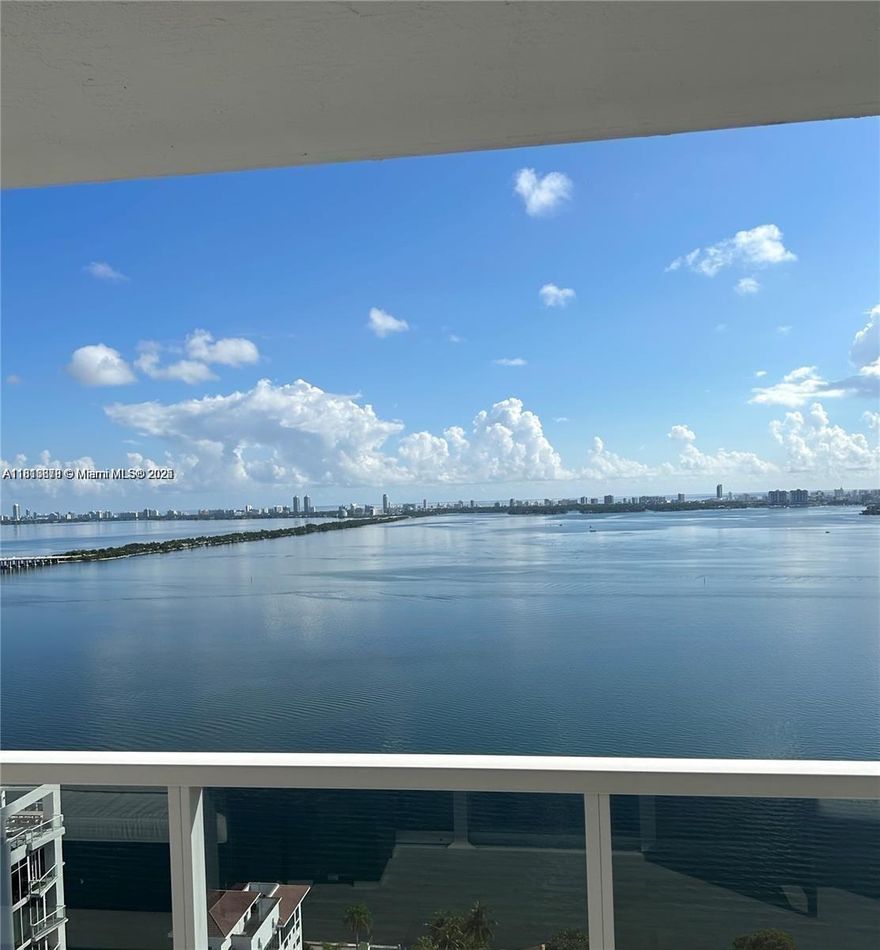 Great 3 Bedrooms and 3 Bathrooms with amazing bay views and location with 2 assigned parking spaces. The building offers incredible amenities, which include pool deck with cabanas and summer kitchen, state of the art gym, yoga, community room, kids play room, media room, concierge and valet service. Short distance from Miami Beach, Downtown, Midtown, and Design District.