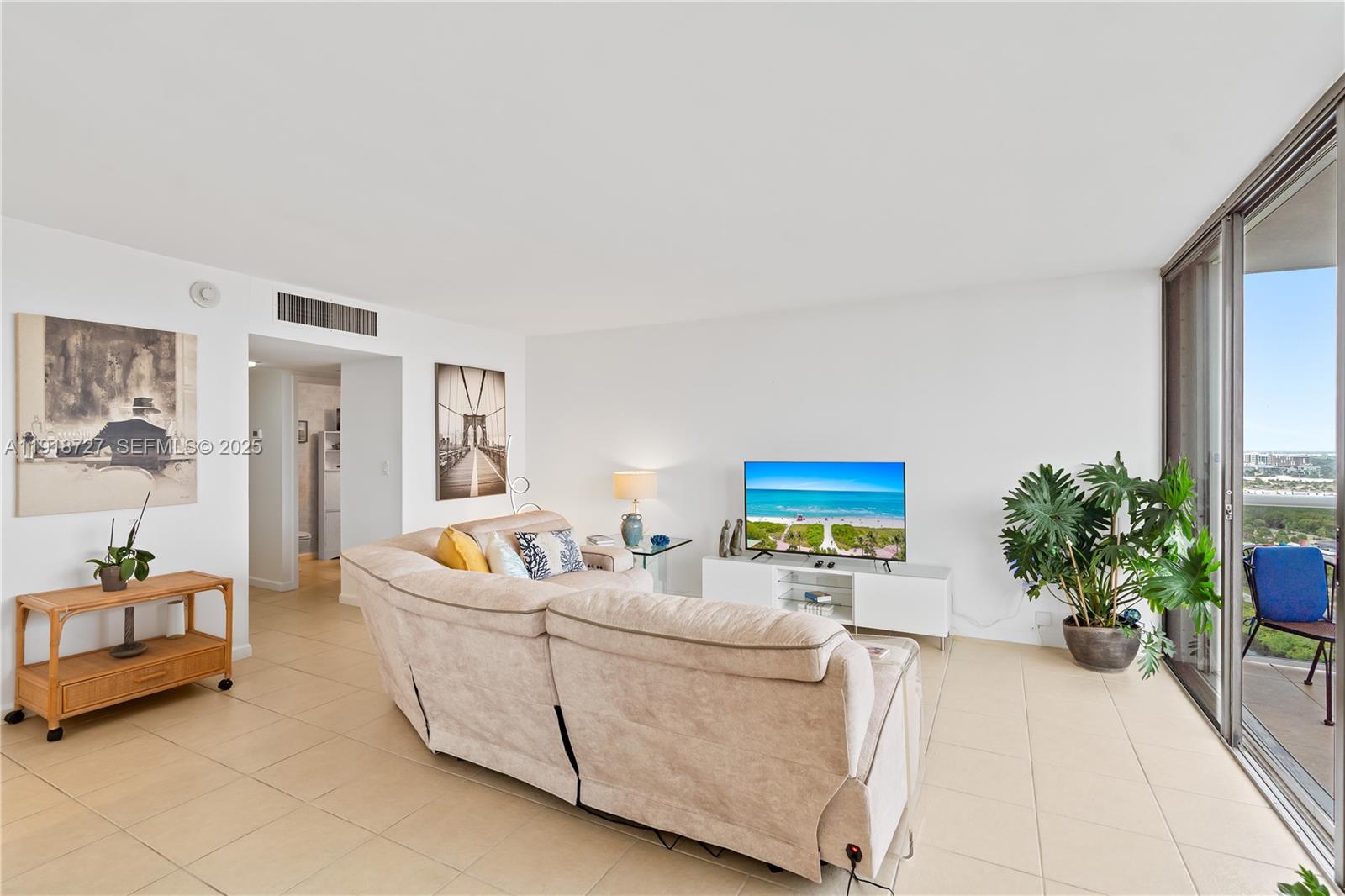 AVENTURA ELDORADO CONDO - Residential