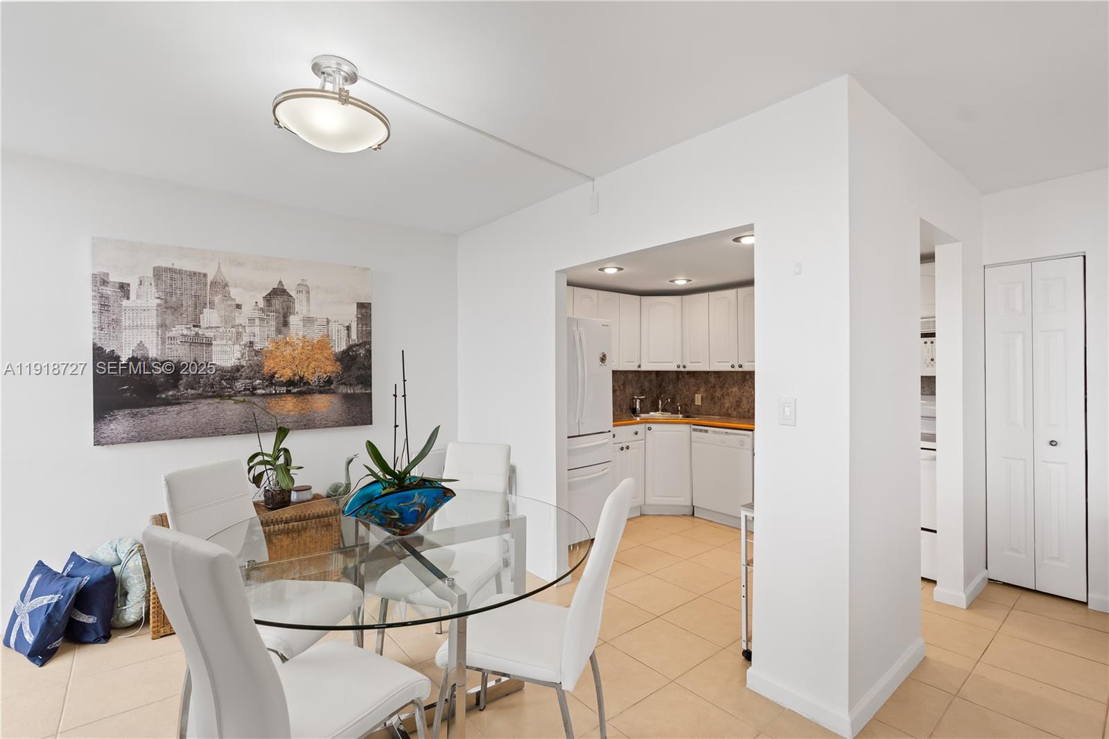 AVENTURA ELDORADO CONDO - Residential