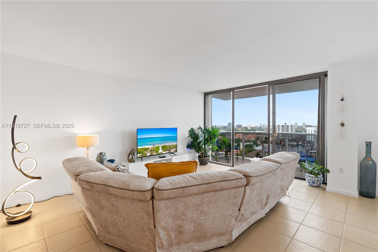 AVENTURA ELDORADO CONDO - Residential