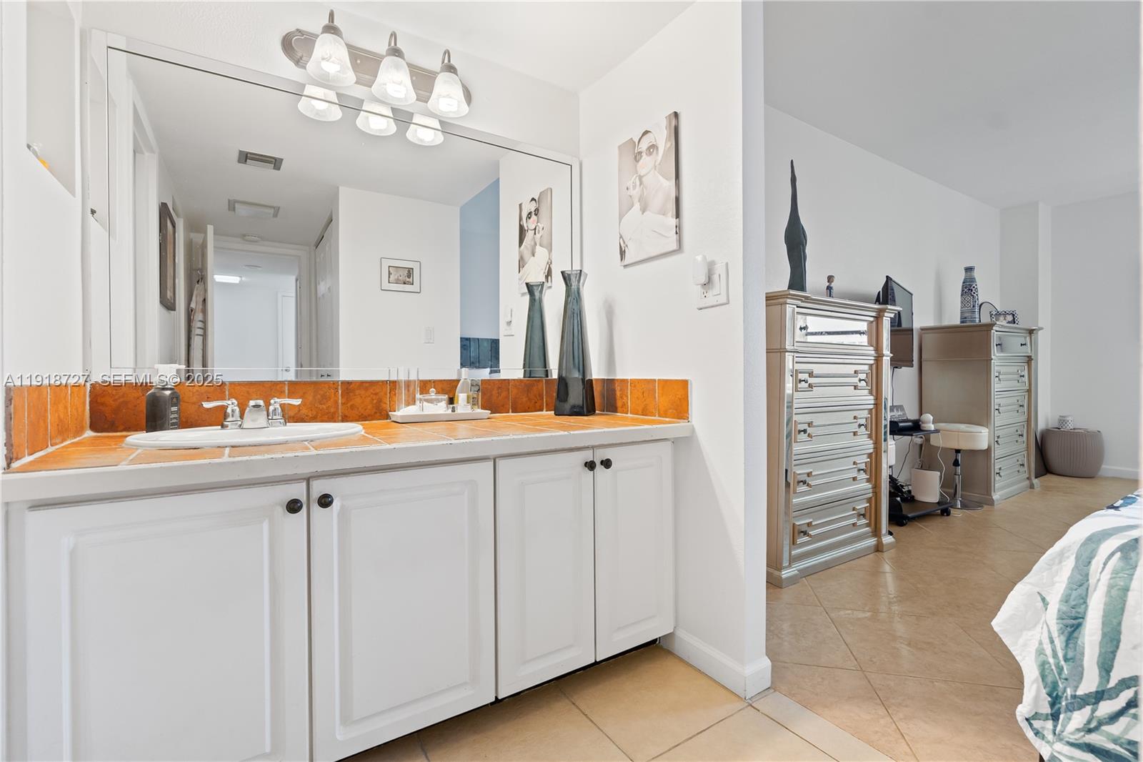 AVENTURA ELDORADO CONDO - Residential