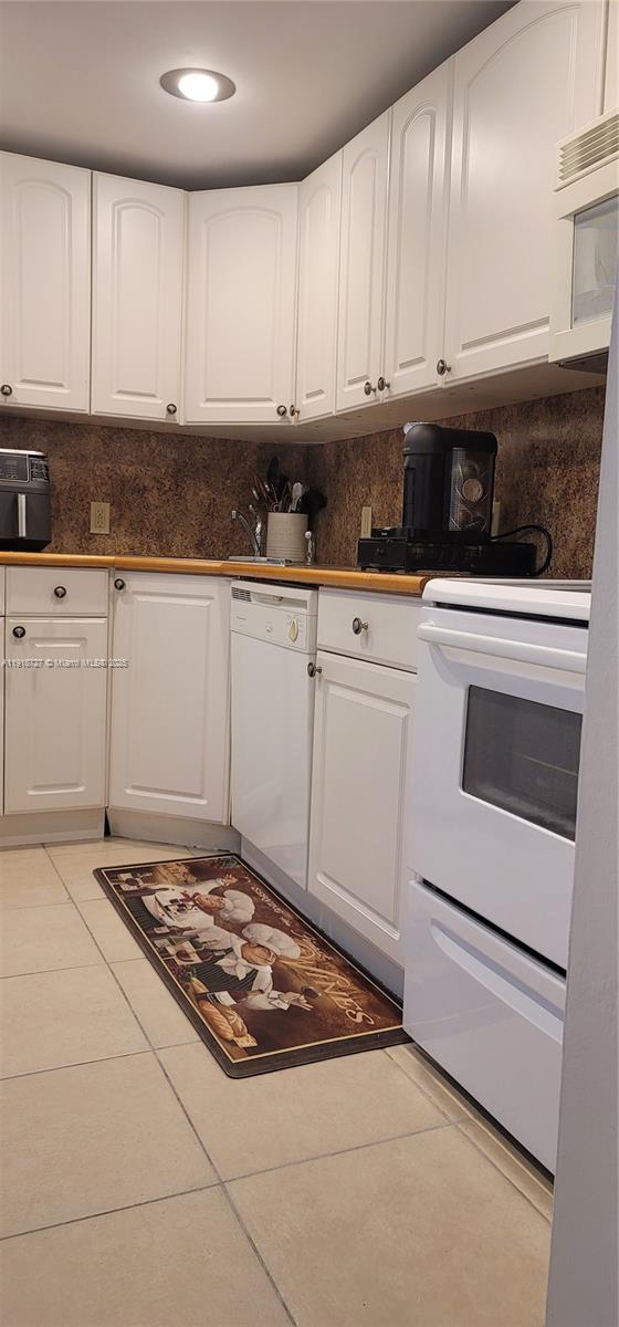 3675 N Country Club Dr 2201