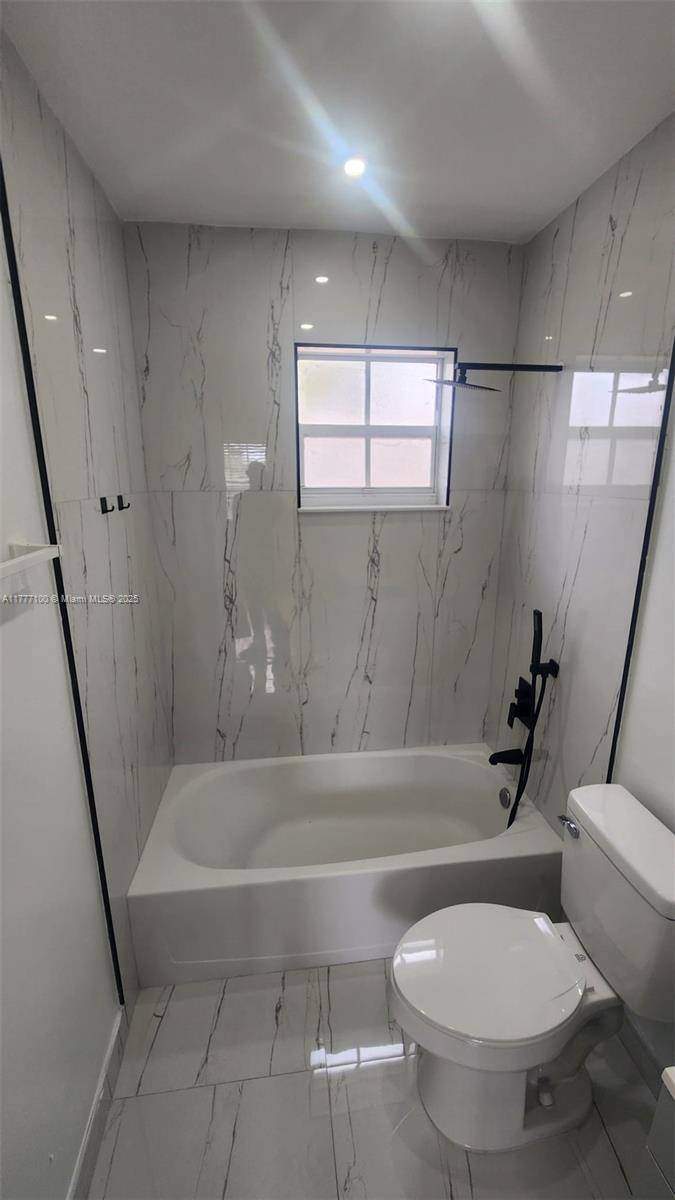 Rental Property at Address Not Disclosed, Pembroke Pines, Miami-Dade County, Florida - Bedrooms: 2 
Bathrooms: 2  - $2,200 MO.