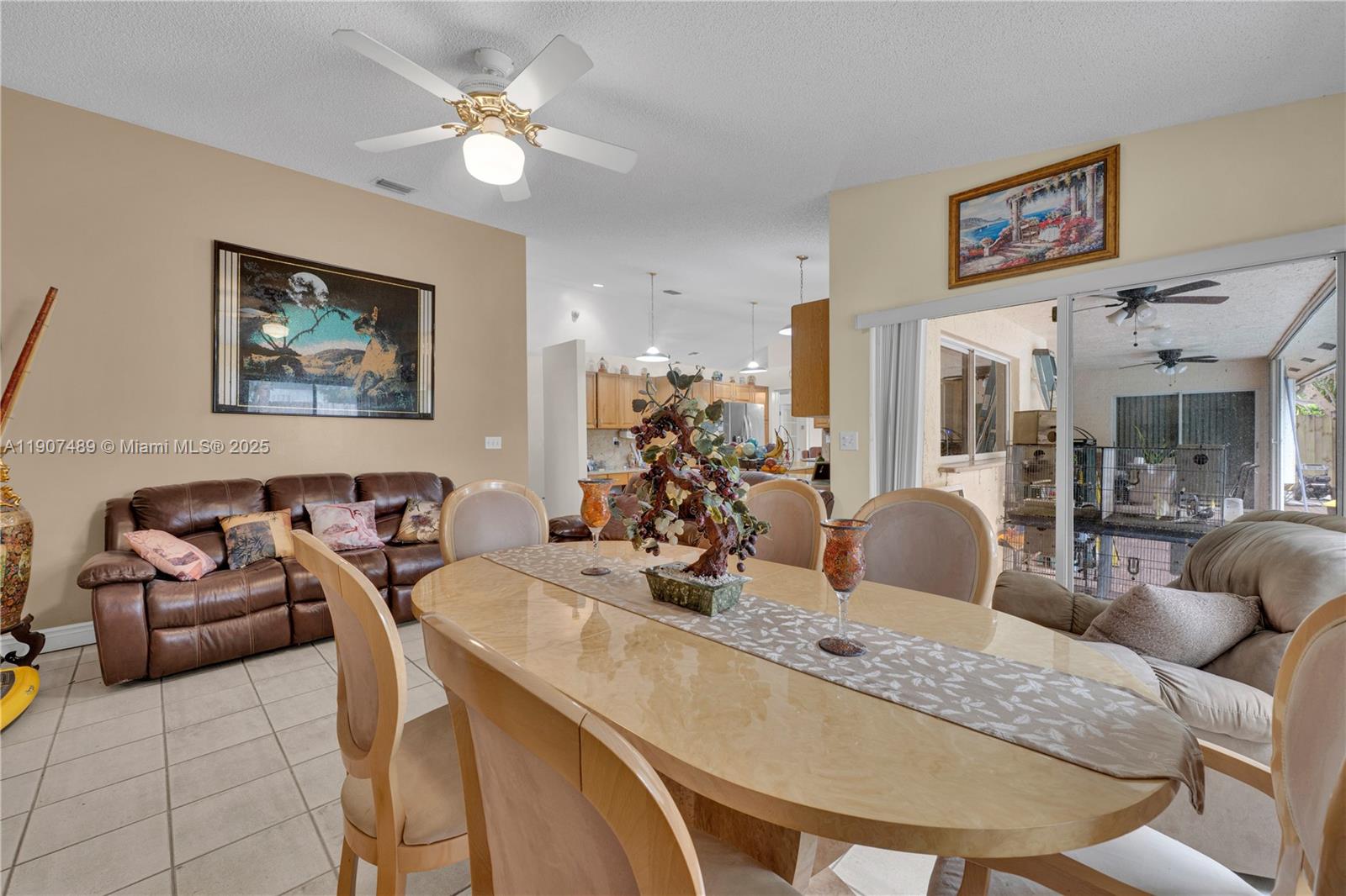 SHORES CALUSA - Residential