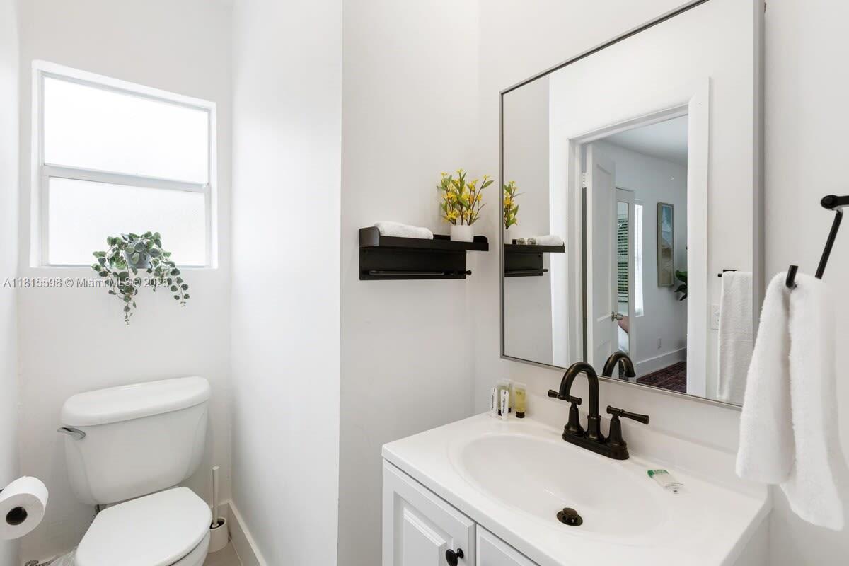 VICTORIA PARK CORR AMEN P - Residential Lease