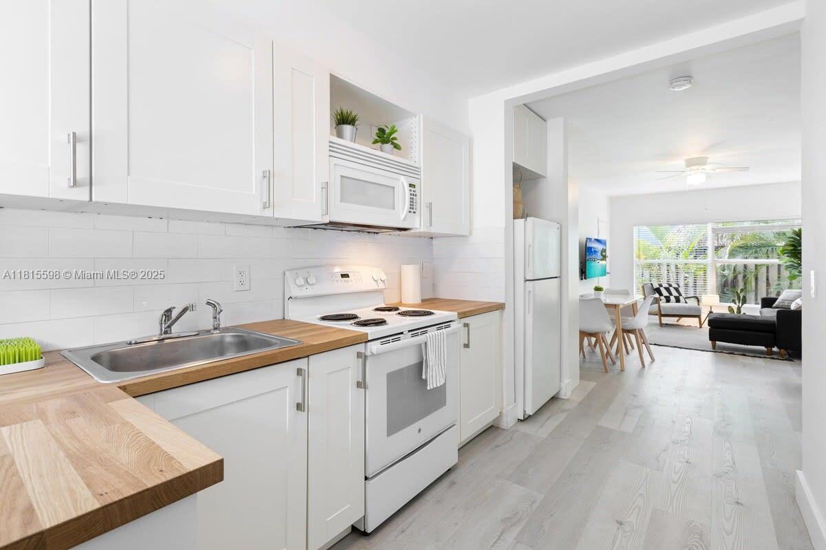 VICTORIA PARK CORR AMEN P - Residential Lease