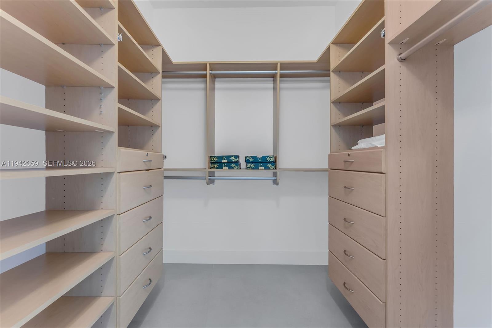 CARBONELL CONDO - Residential Lease