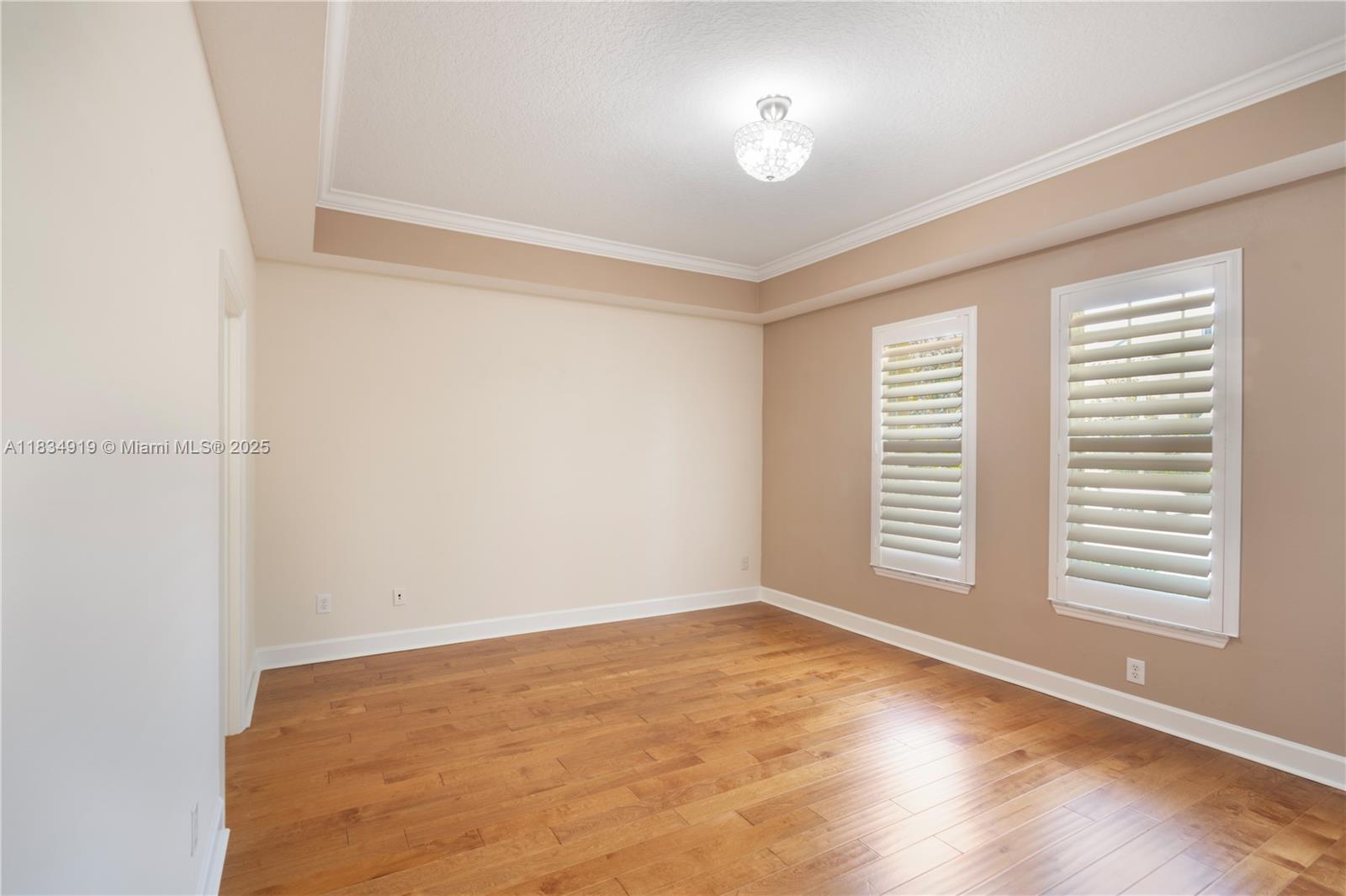 ARTISAN CLUB CONDO PH 2 - Residential