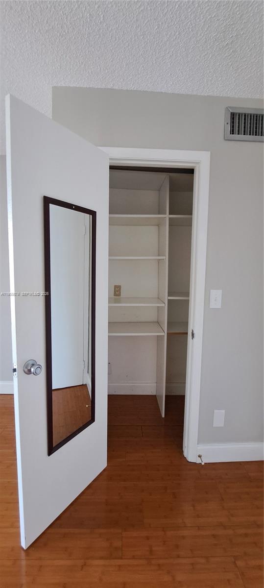 DESOTO PARK CONDO - Residential Lease