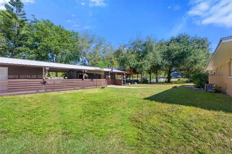 Tiny photo for 4001 SW 73rd Ave, Davie, FL 33314 (MLS # A12006019)