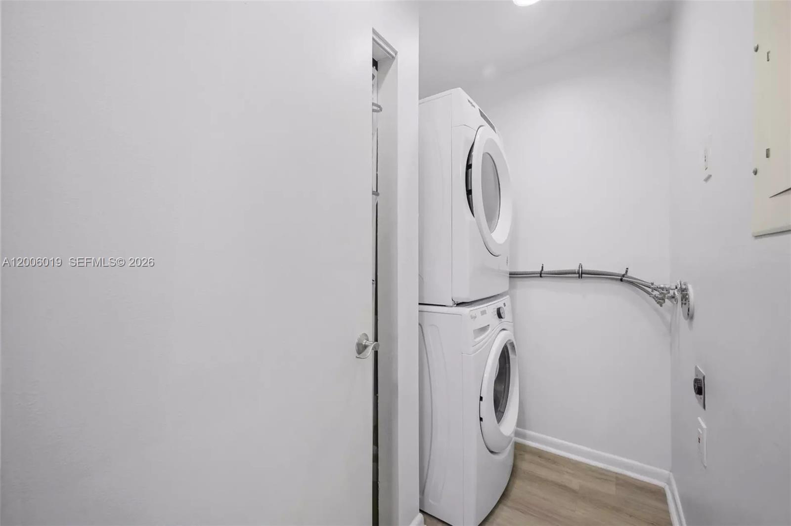 EVERGLADE LAND SALES CO - Residential