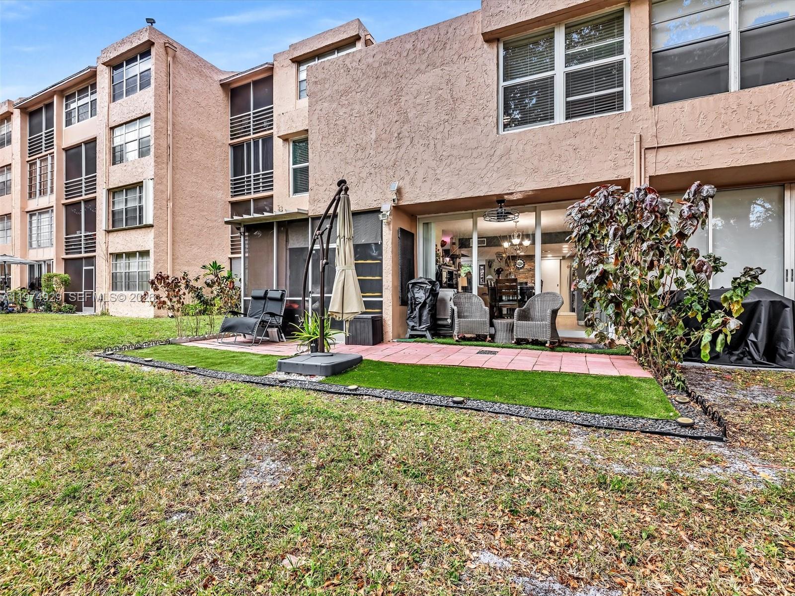 LIVE OAK CONDOMINIUM TWO - Residential
