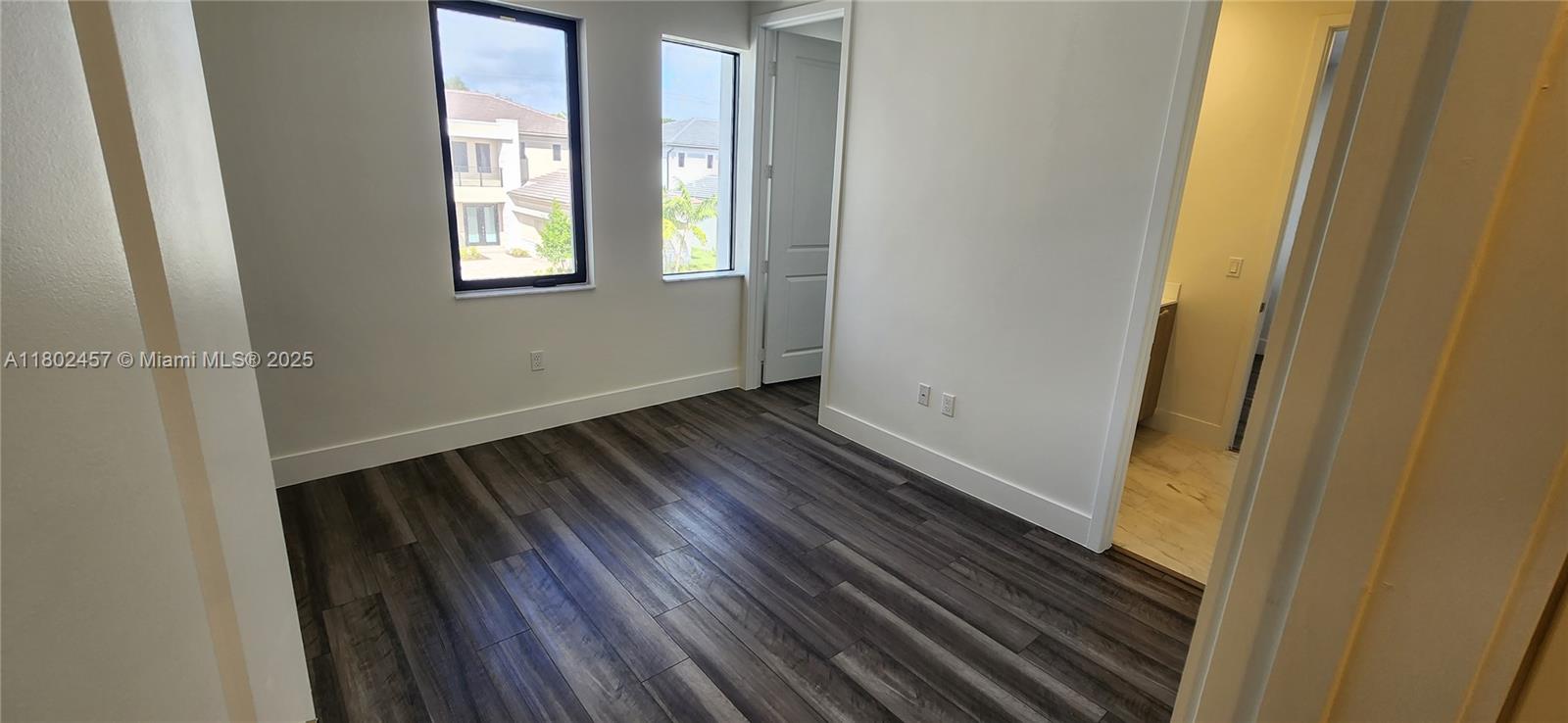 CENTRIS - Residential