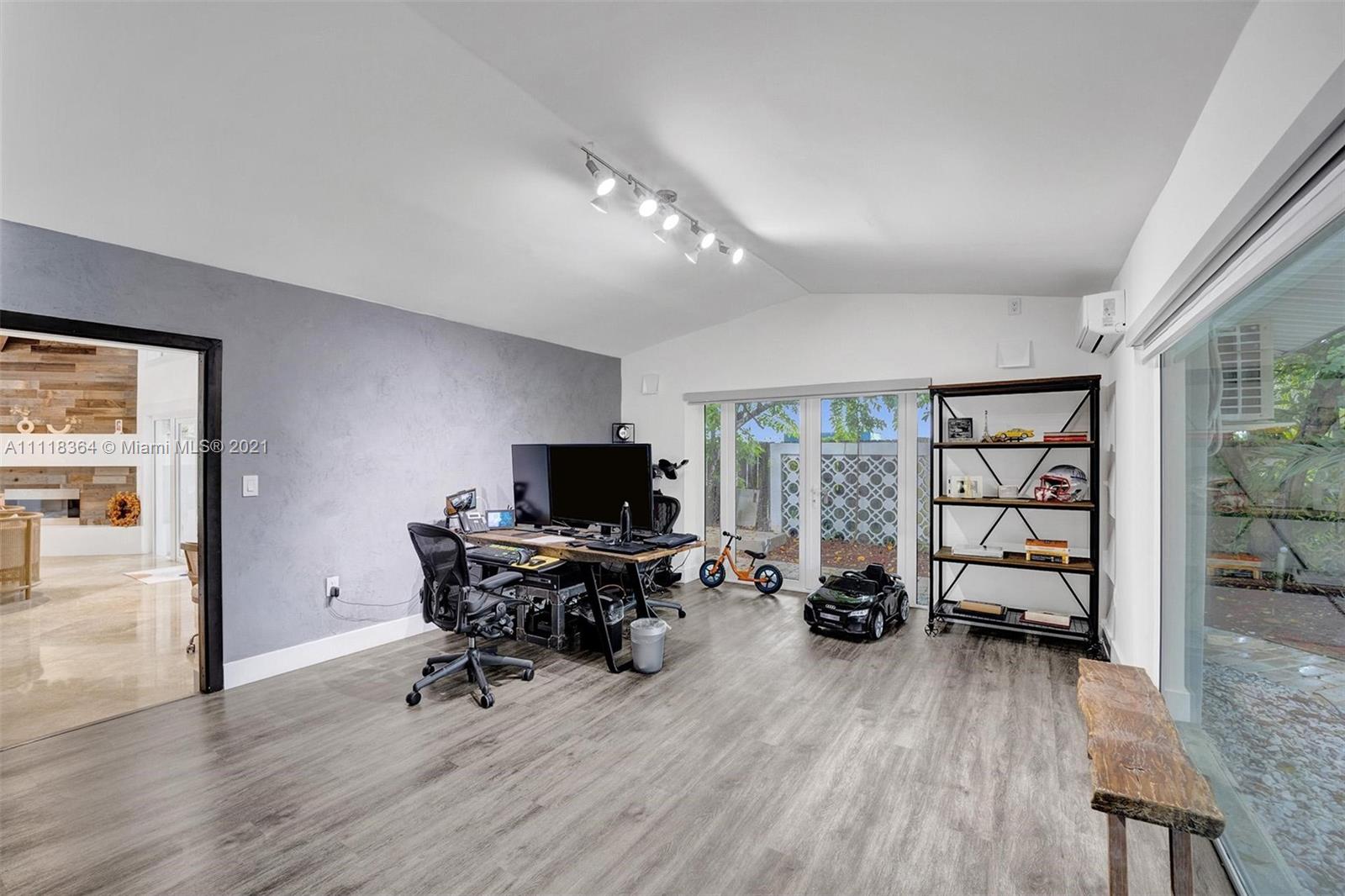 MANGO GROVE ESTATES - Residential